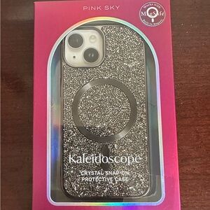 iPhone 15/16/13 Silver Case- Kaleidoscope Crystal Snap-On Protective